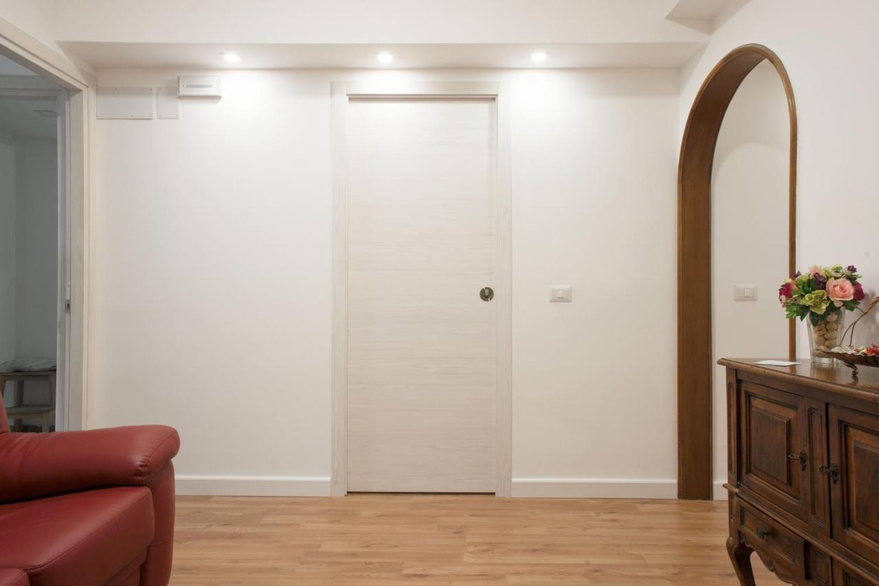 C&C Bedrooms Messina Exterior foto